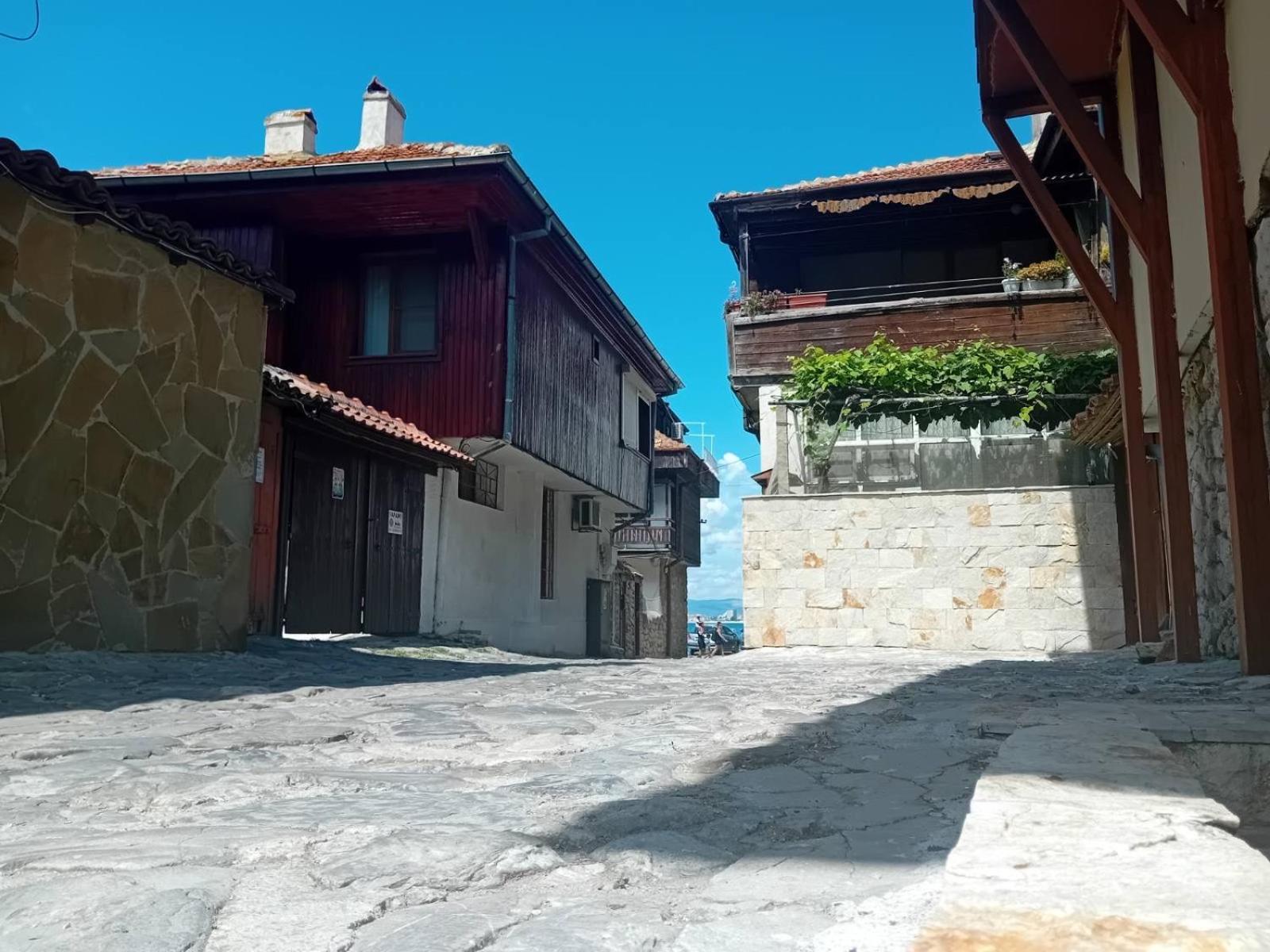 Studio Whith Kitchen Νεσέμπαρ Εξωτερικό φωτογραφία